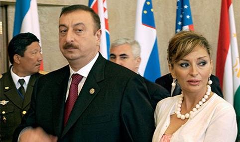 Азербайжаны Ерөнхийлөгч эхнэрээ дэд Ерөнхийлөгч болгожээ