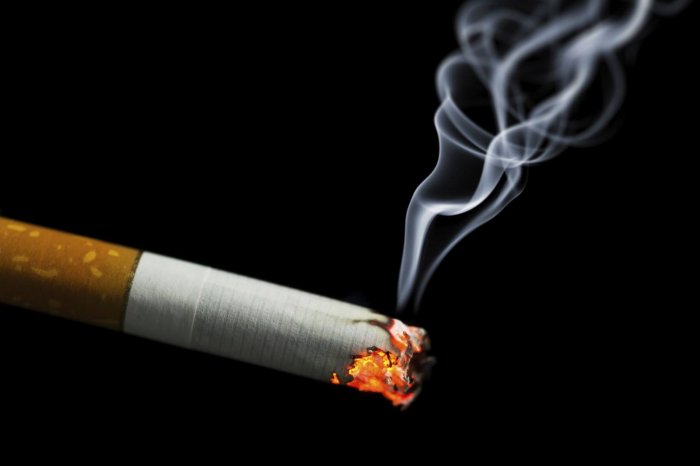 Дан тамхидалтад тамхи татдаггүй хүмүүсийн 40,9 хувь нь гэртээ  өртдөг