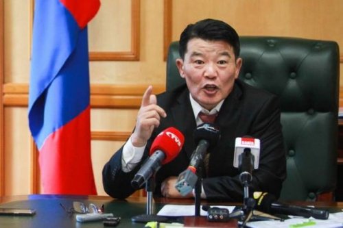 Монгол төрийг амьгүй албатууд нь муухай харагдуулж байна