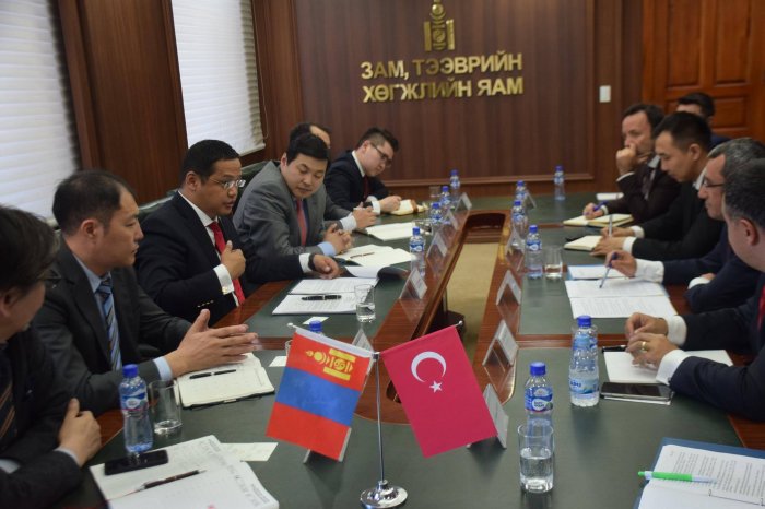 Монгол-Туркийн тээврийн салбарын хамтын ажиллагааг хөгжүүлнэ