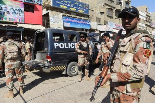 Пакистаны цагдаа дайралтад өртөж 6 хүн нас баржээ