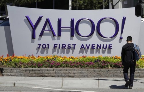 "Yahoo" компанийн хувьцаа эзэмшигчид тус компанийн үндсэн актив хөрөнгийг 4,48 тэрбум доллароор зарахыг дэмжлээ