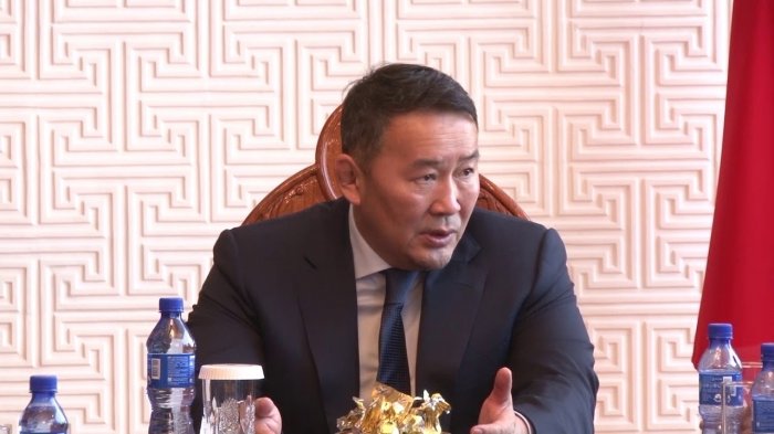 Х.Баттулга: Хуульд захирагддаггүй, дураараа авирлаж байгаа бөхчүүдийн цолыг хураана