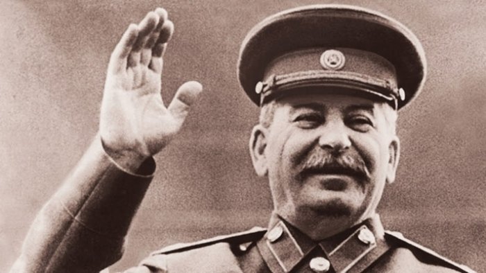 И.Сталин ямар цалин авдаг байсан вэ?