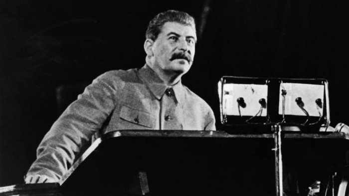 Иосиф Сталины УХААЛАГ, бас АЙДАСТАЙ хошигнолууд