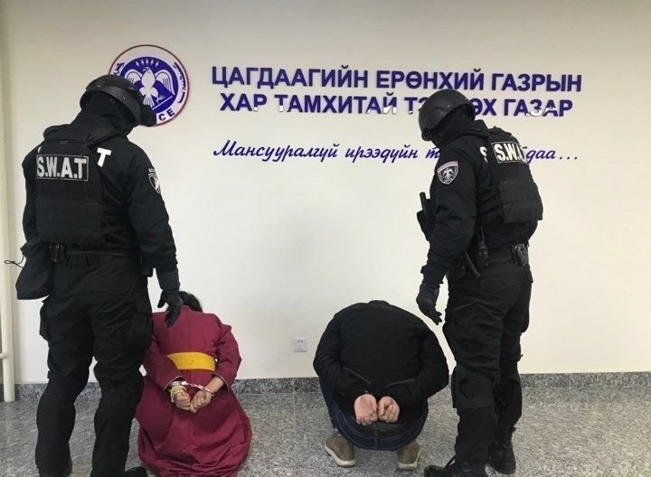 Хар тамхи хэрэглэгчдээ гурван сая хүртэл нь тоолоод суух уу
