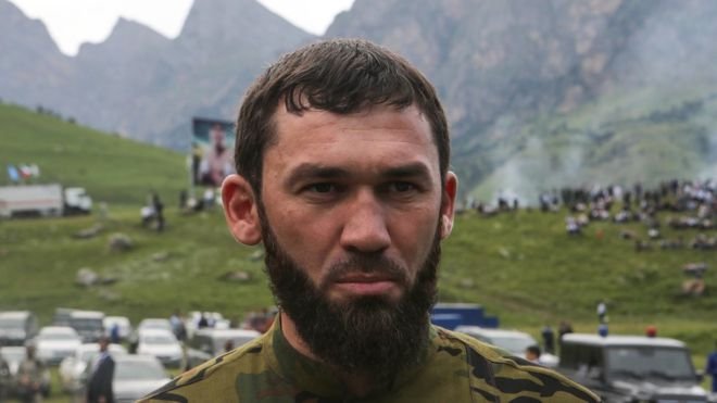 Чечений парламентийн дарга блог хөтлөгчөөс цусан өшөө авахаа зарлав
