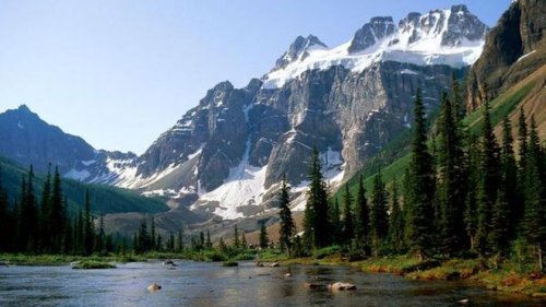 Канадын Хадат уулын нурангийн улмаас мэргэжлийн уулчид амиа алдсан байж болзошгүй