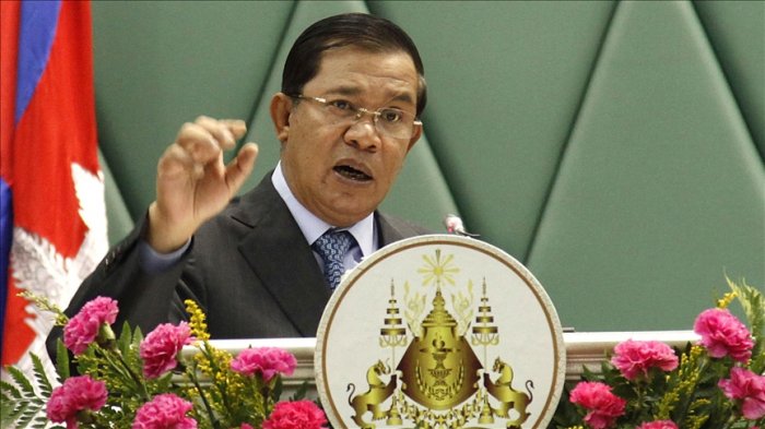 38 жил төрийн эрх барьсан Камбожийн Ерөнхий сайд огцрохоо мэдэгджээ
