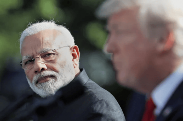 Трамп ОХУ-аас нефть худалдаж авсных нь шийтгэл болгож Энэтхэгт 50 хувийн тариф ногдууллаа