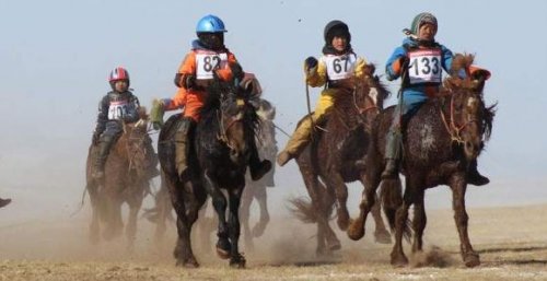 Өвөл, хаврын морины уралдаанд 18-с доош насны хүүхдийг оролцуулахгүй