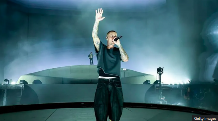 Жастин Бибер тайзнаа дахин гарчээ