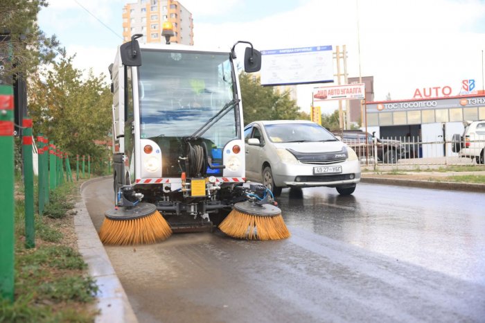 Хот нийтийн аж ахуйн салбарт 300 орчим машин техникээр парк шинэчлэл хийлээ