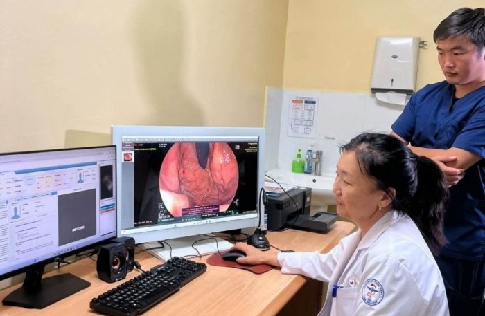 УБТЗ-ын Төв эмнэлэг иргэдэд дурангийн оношилгоо хийж байна